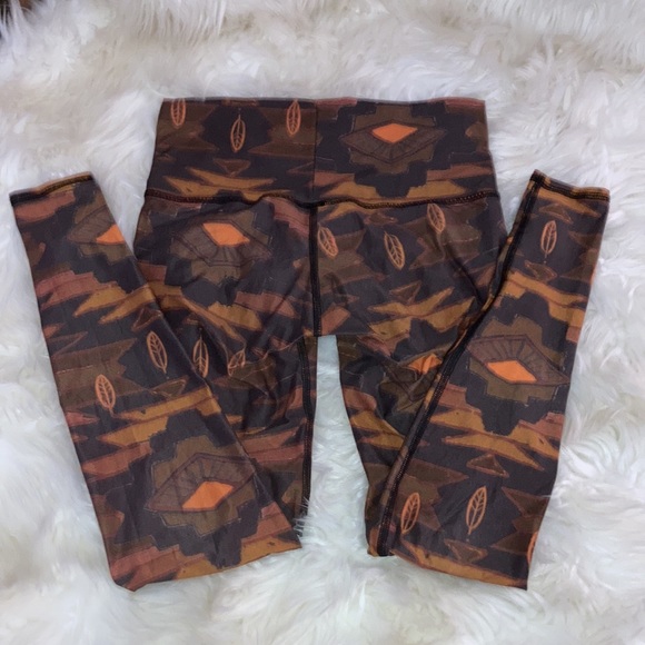 Rare TEEKI Southern Cross Harvest Tribal Feather Leggings Hot Pants - Picture 6 of 11